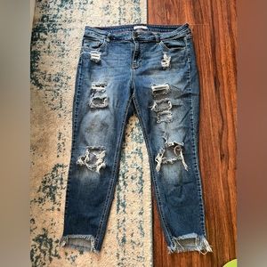 Ripped skinny jeans. Great condition